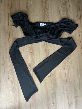 Hello Molly Peasant Style Tie-Back Crop Top Size 8